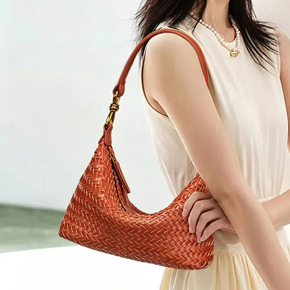 Retro Woven Hobo